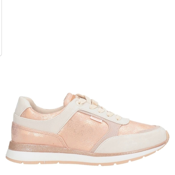 Sneaker and chelsea boot for women - Picture 4 of 16